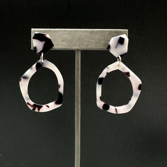Fashion Jewelry Jewelry - 3/$30 Gray Black Acrylic Geometric Dangle Earrings Irregular Open Hoop1.75"